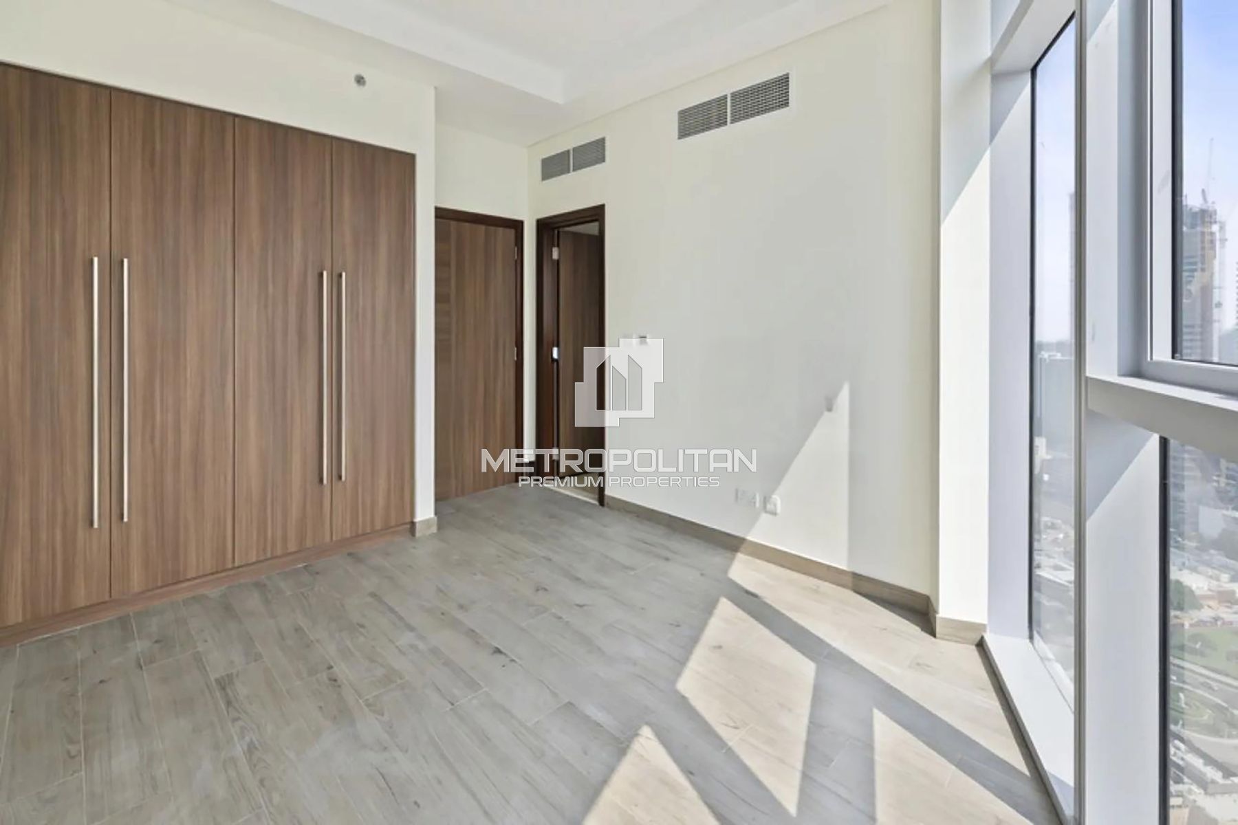 Canal View | Brand New | Luxury Amenities