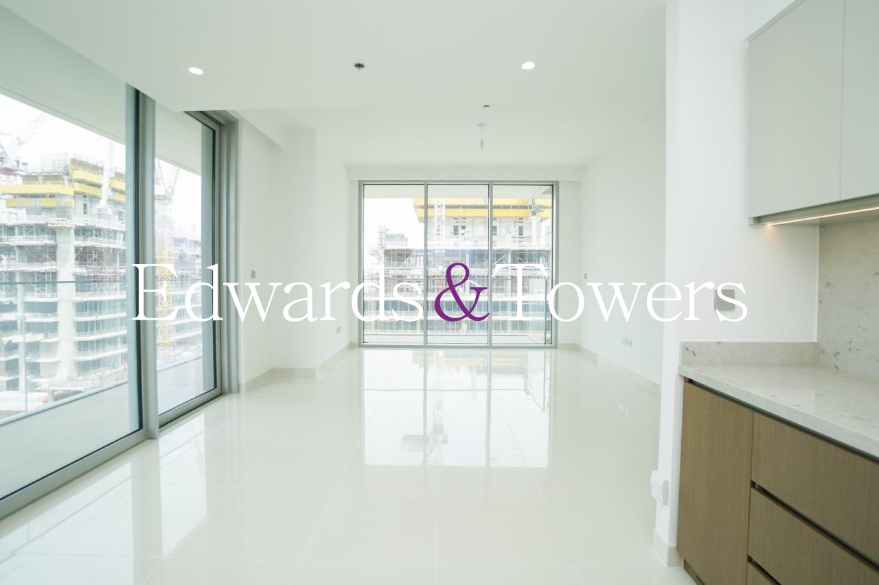 Large Layout | Private Beach | Corner Unit