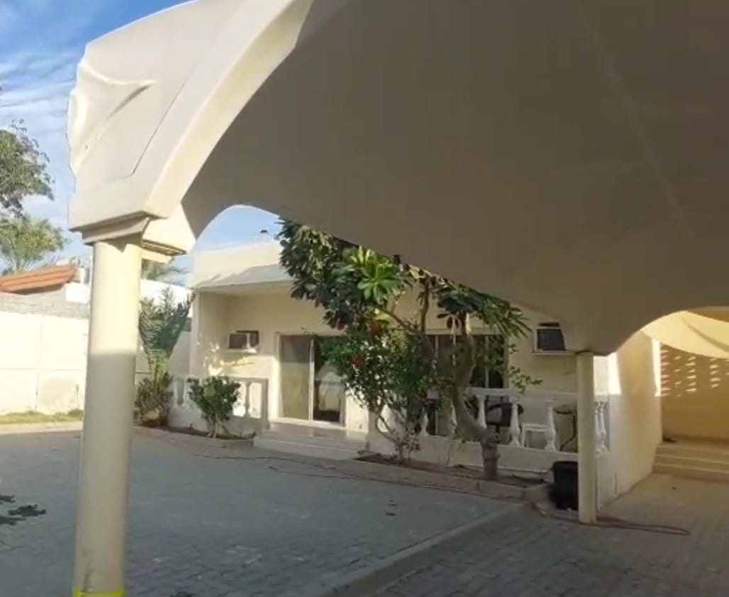 ***For Urgent Sale 3 Bedrooms Single Storey Villa in Al Mansoura***