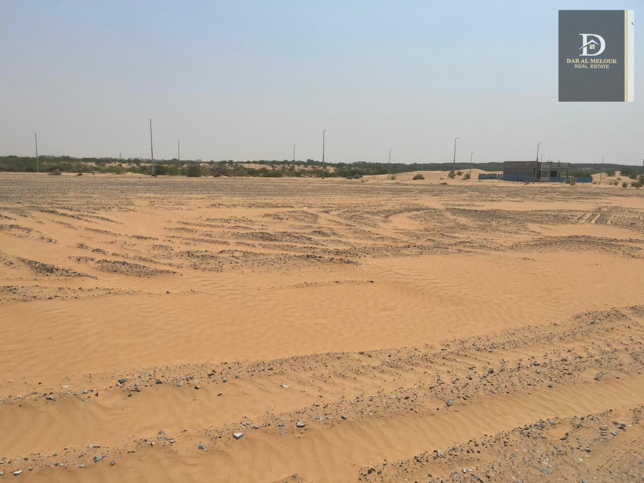 For Sale in Sharjah Al Mazraa Area (Al Rahmaniya Project) Commercial Land Area: 6942 sq ft Permit: Ground + Mezzanine + 1st Floor Freehold for al