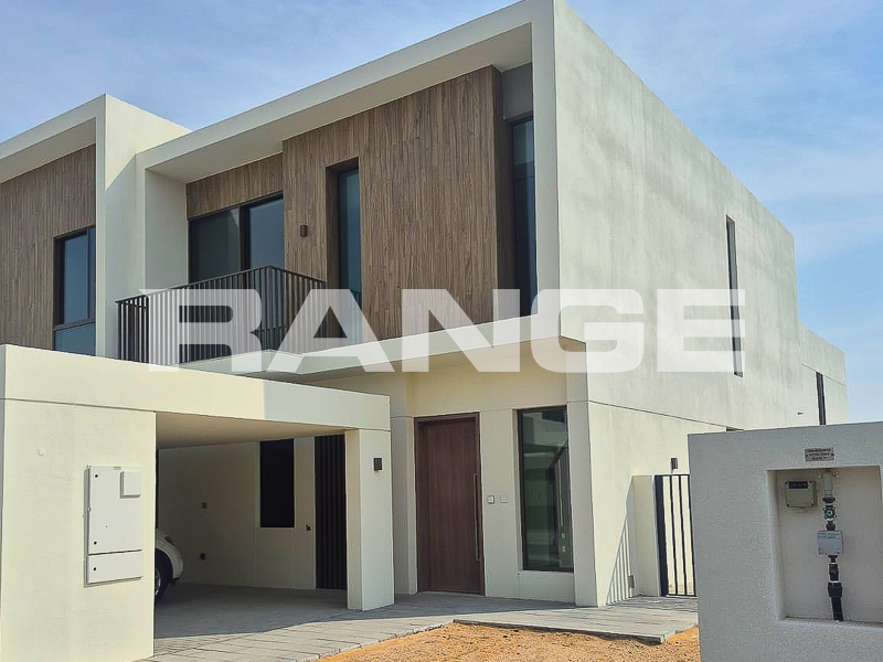 Brand-New Townhouse | Close to the Park