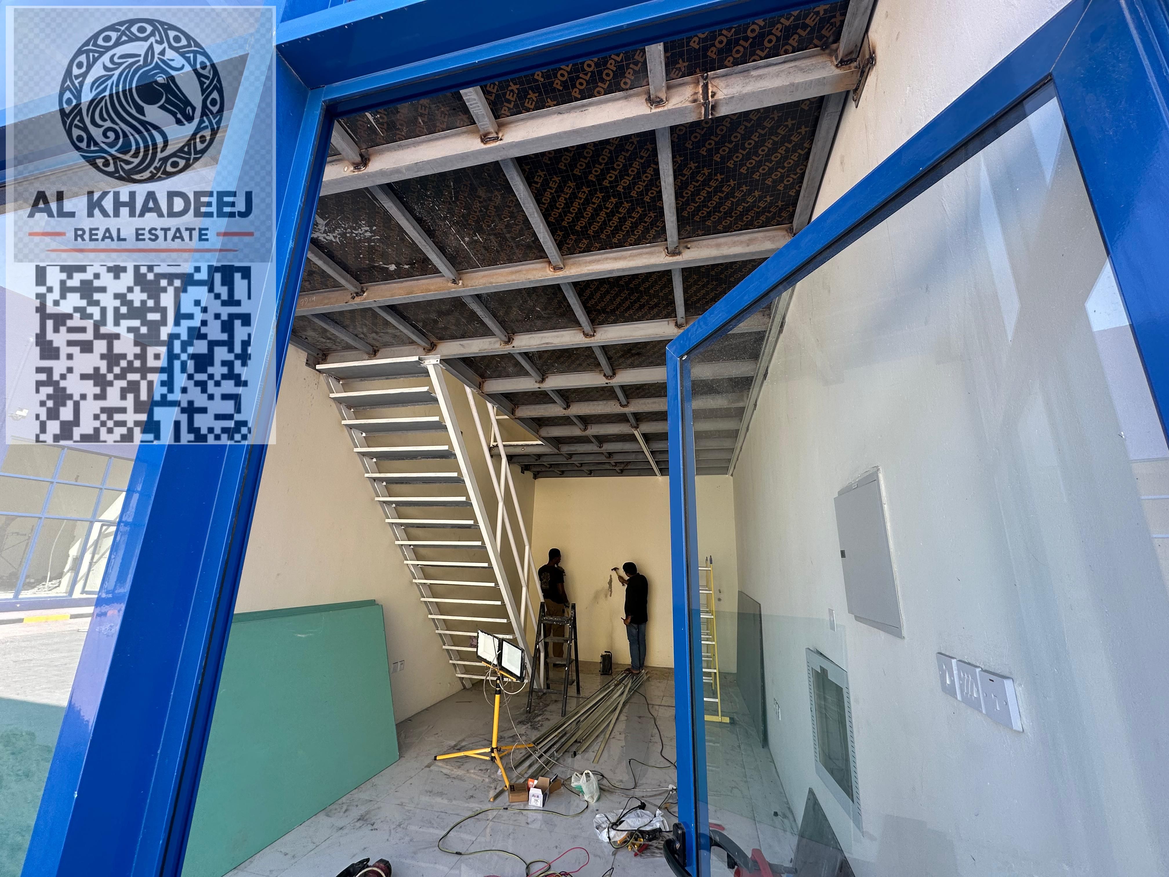 Affordable price | Strategic location | Parking | Close to exits