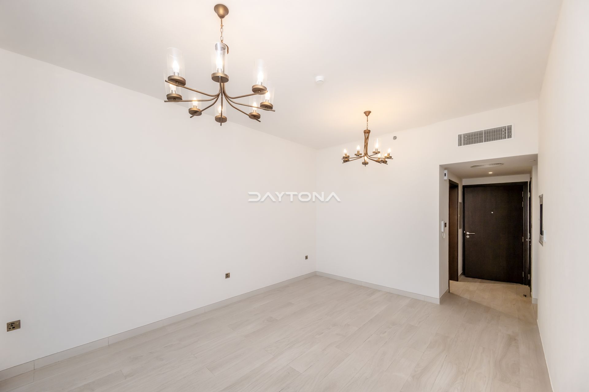 FITTED KITCHEN | SPACIOUS LAYOUT | BRAND NEW