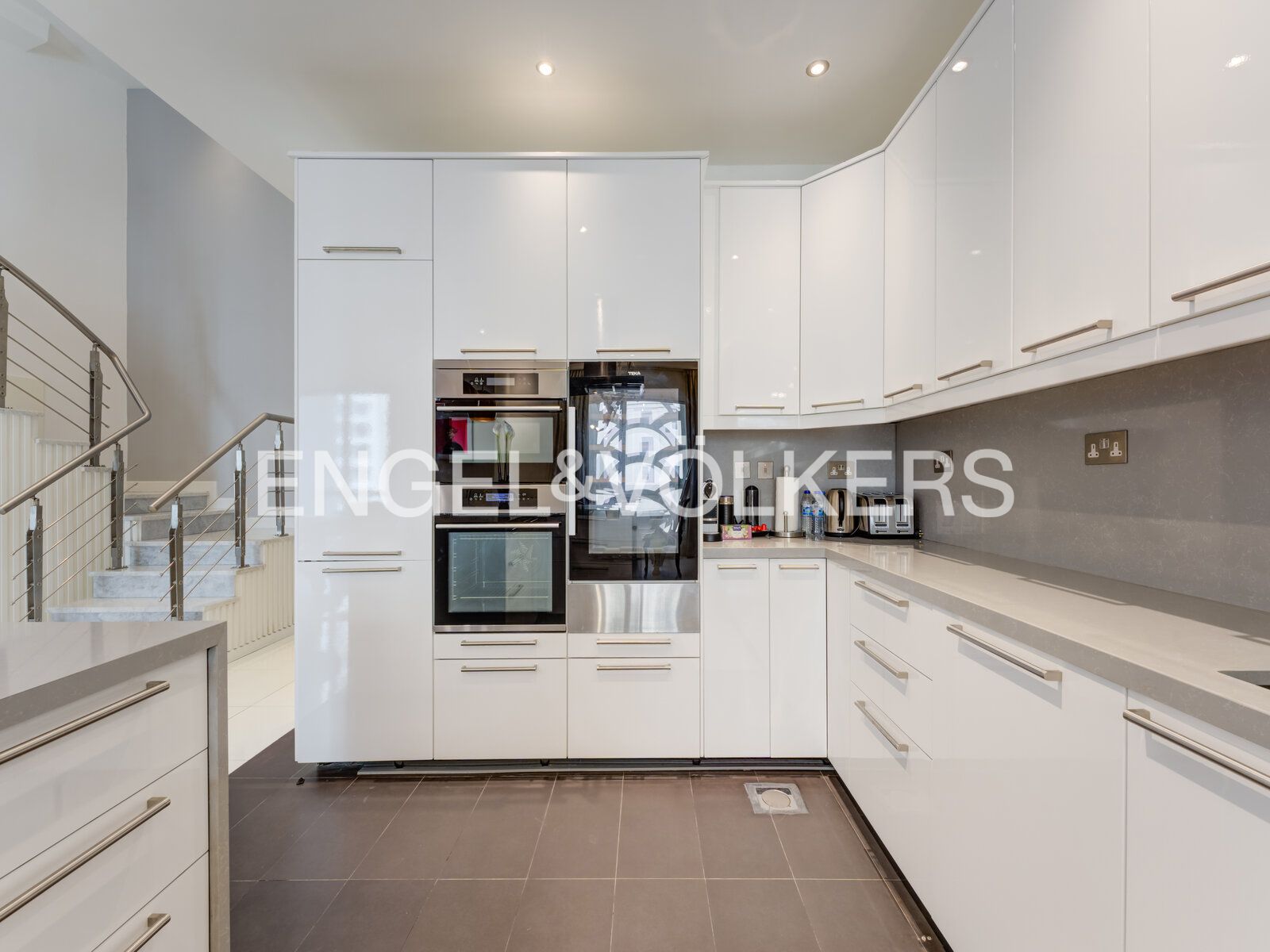 Furnished or Unfurnished | Upgraded