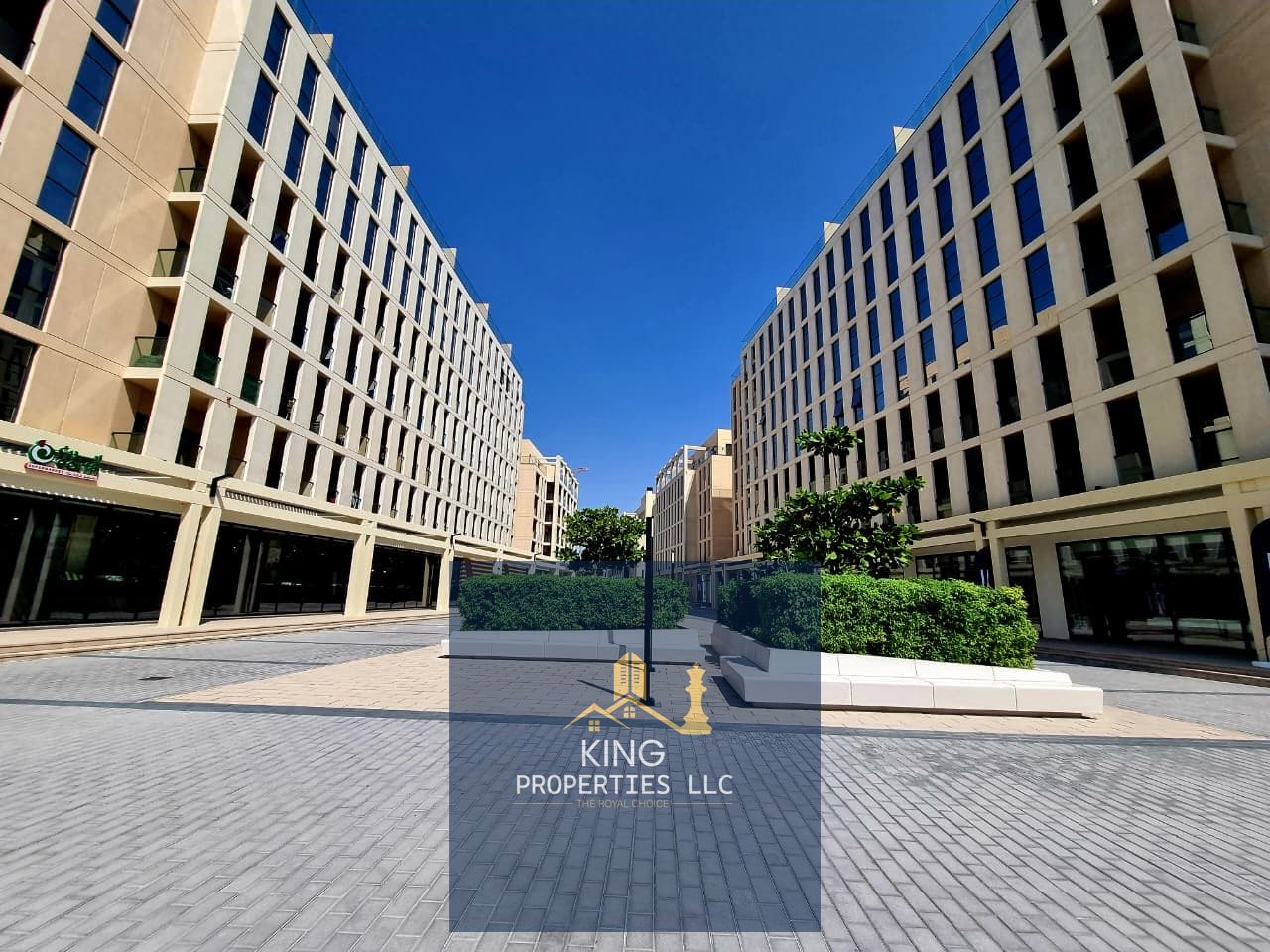 Smart Layout 1 Bedroom Apartment with 2 Washrooms for Sale