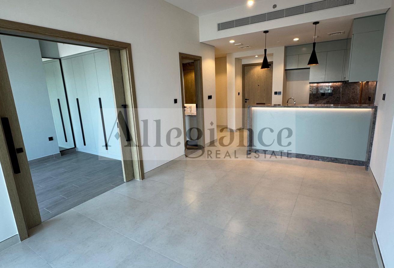 Golf Gate 1BR | Vacant | Prime Location