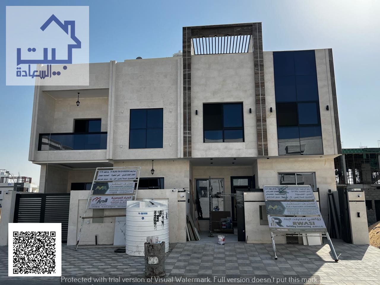 Townhouse for Sale | 5 Bedrooms | Private Roof | Registration Fees Included