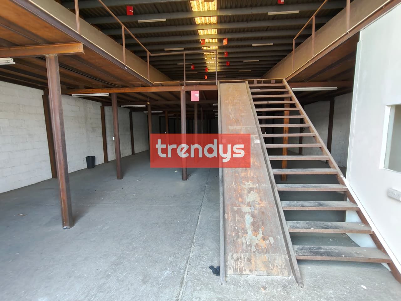 Ground + Mezzanine Warehouse for Rent 2,800 SQFT