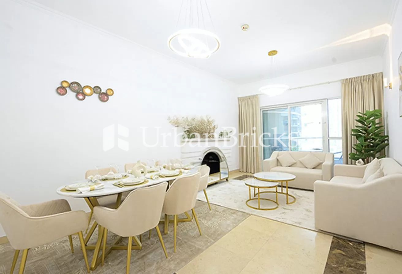 3 Bedrooms | Upgraded | Fully furnished