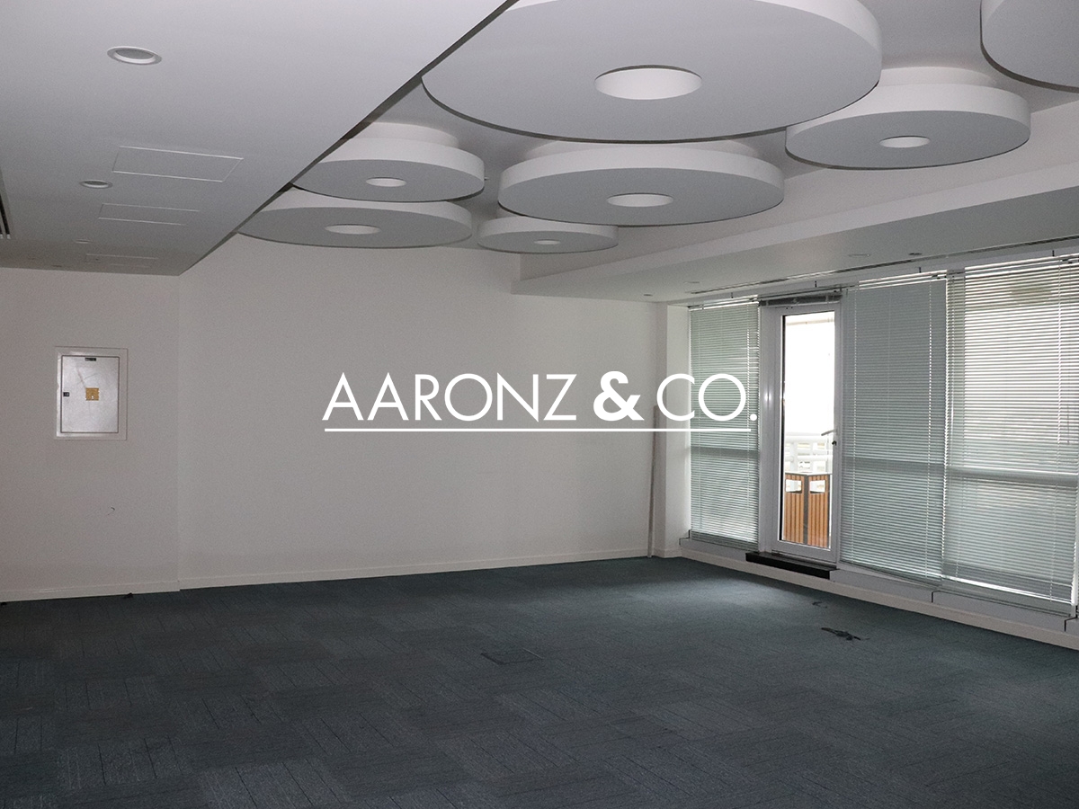 Unfurnished | Grade A | Lake View