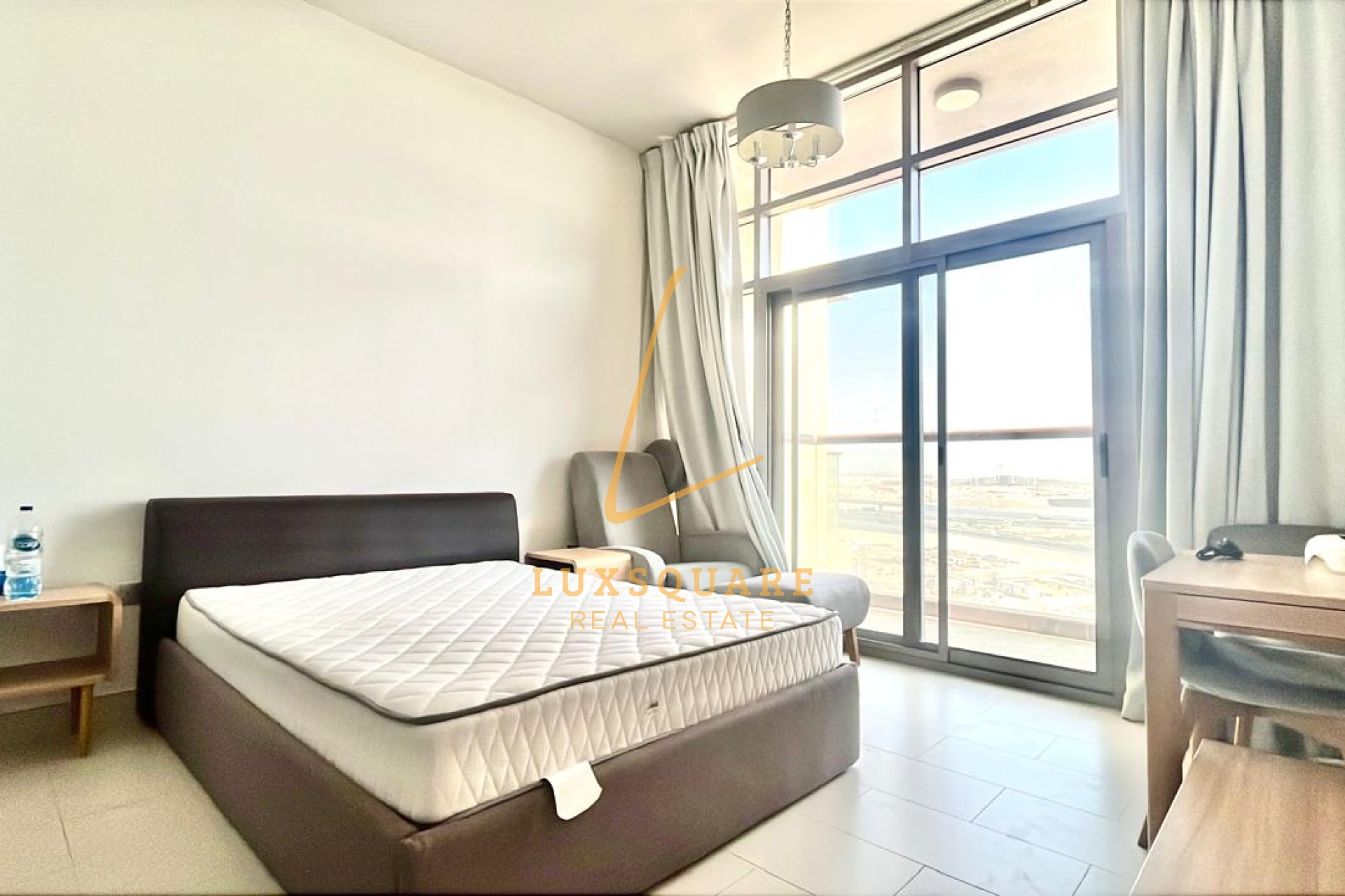 Exclusive I Spacious I Well-Maintained Studio