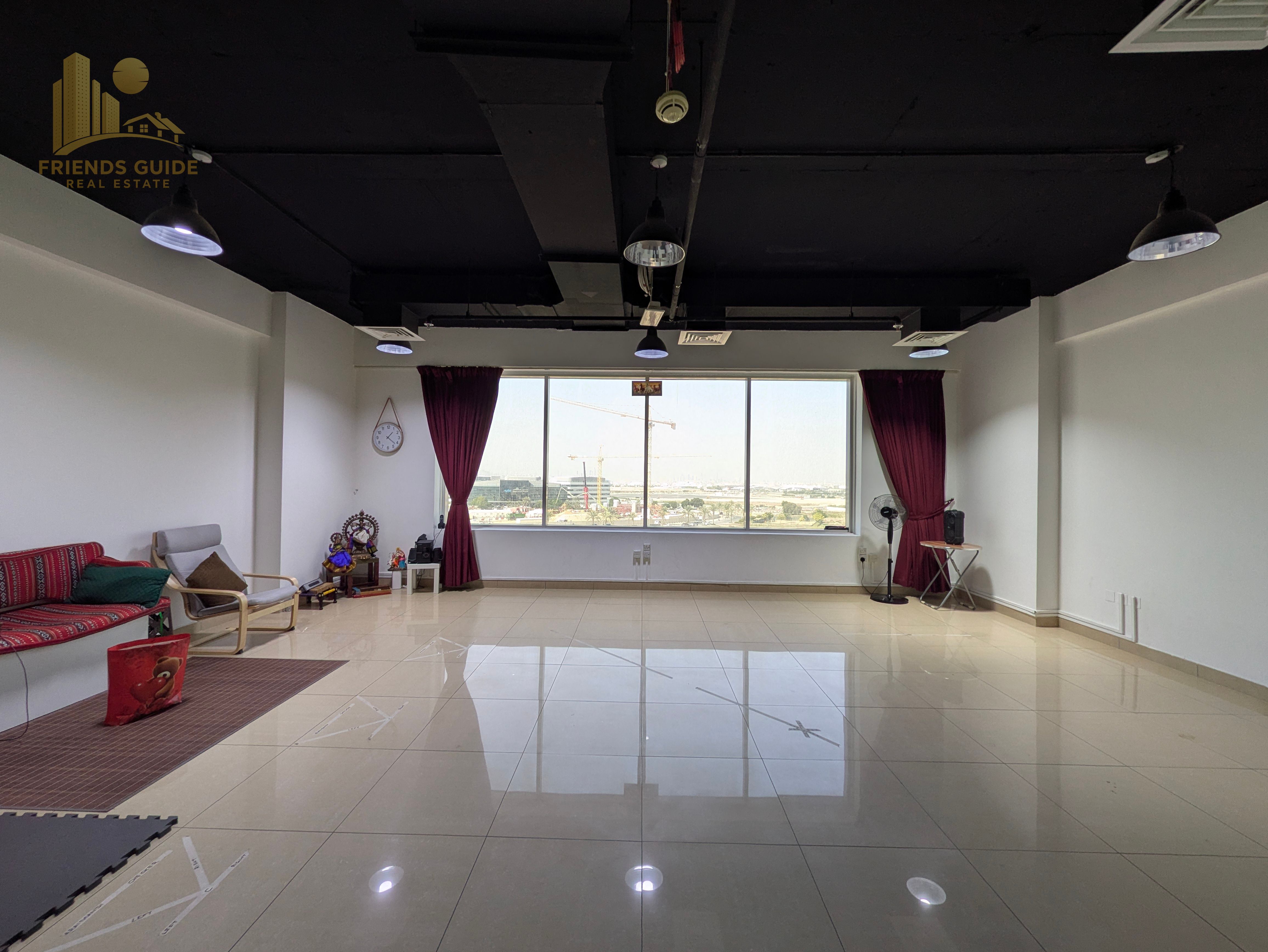 Move-In Ready Office | Prime Commercial Location