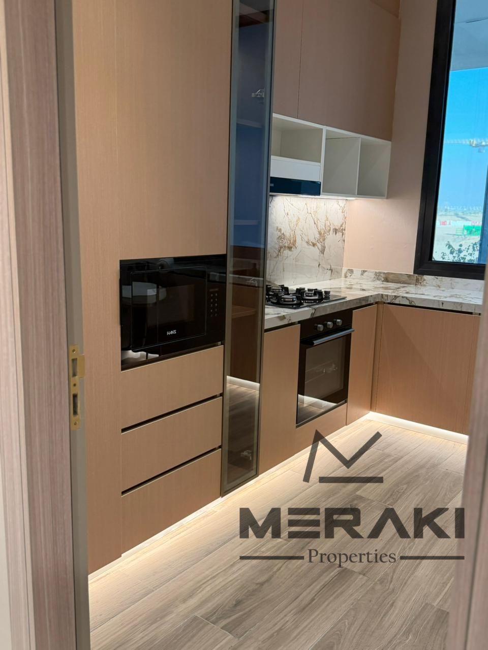 fully furnished | freehold | crystal lagoons | with payment plan | no commission