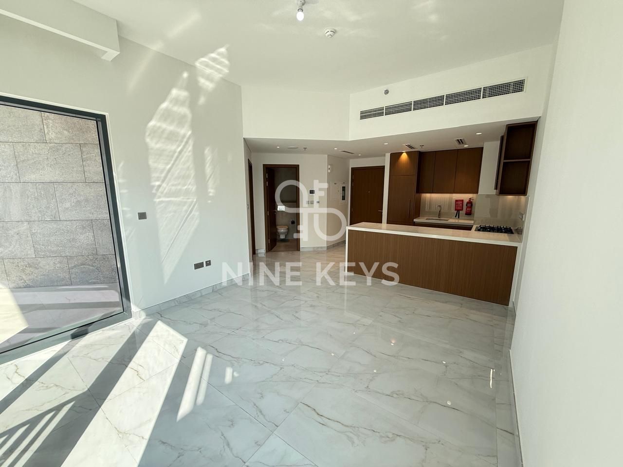 Ready to Move / Spacious Layout / Community View