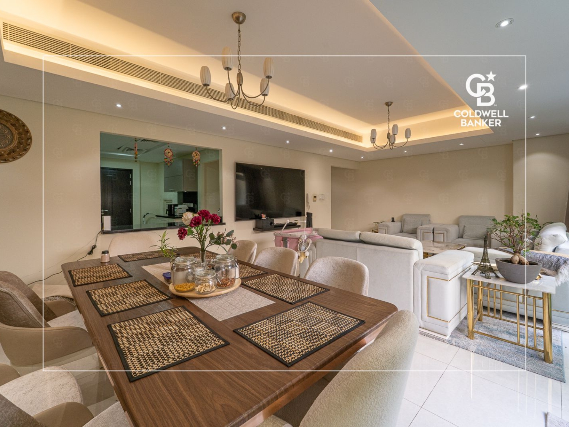 FULLY FURNISHED | BRIGHT | SPACIOUS LAYOUT
