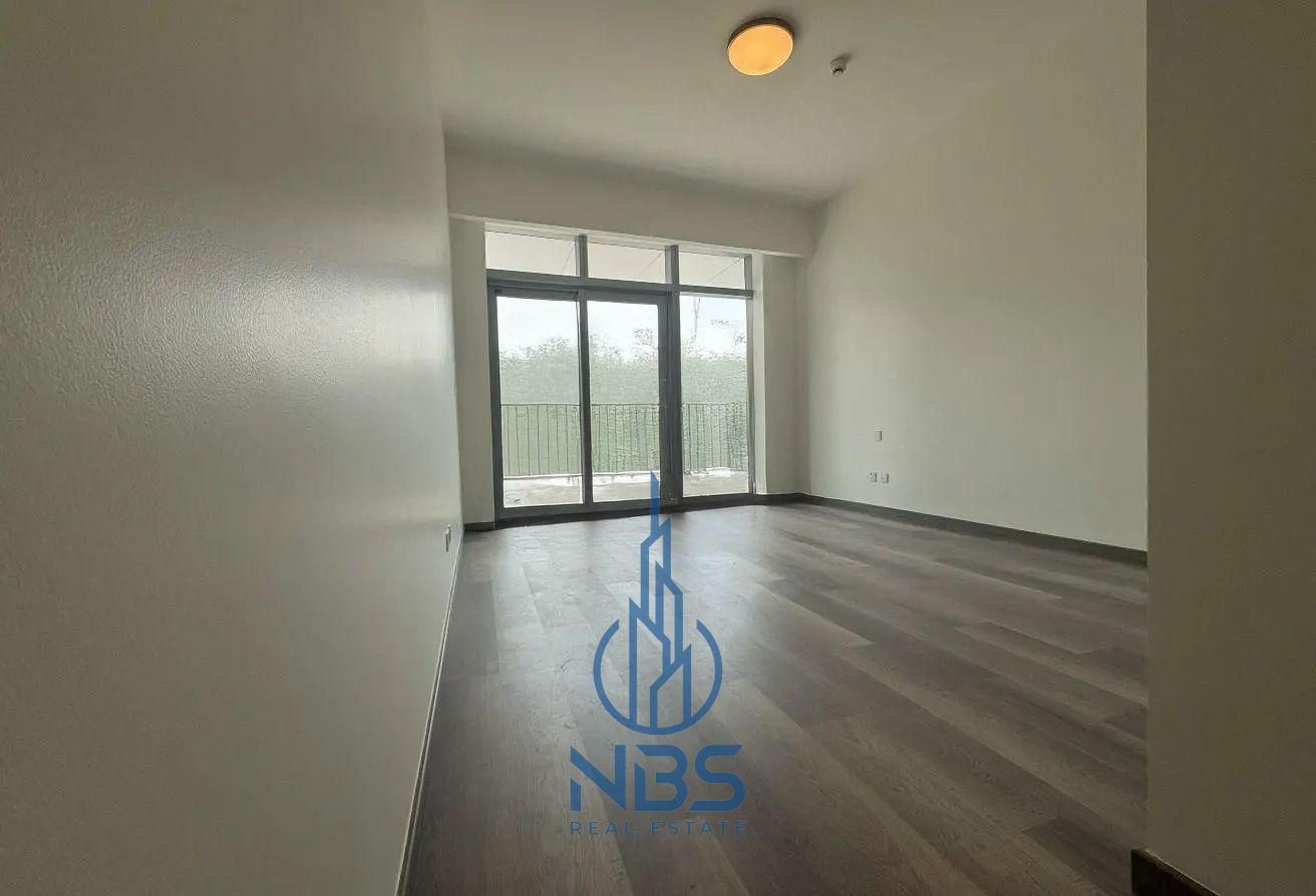 Unfurnished | Vacant | Spacious Layout