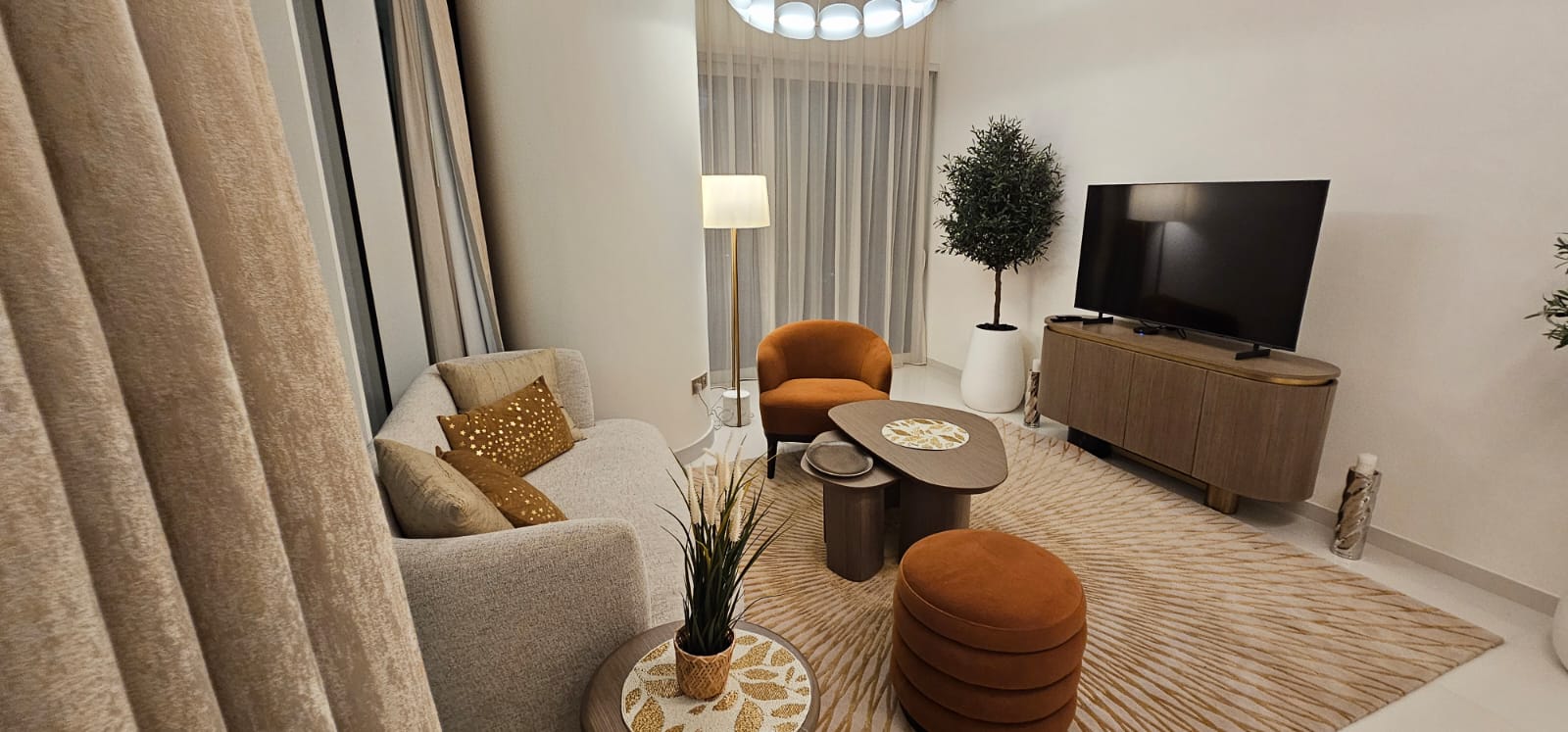 BRAND NEW | FURNISHED | VACANT
