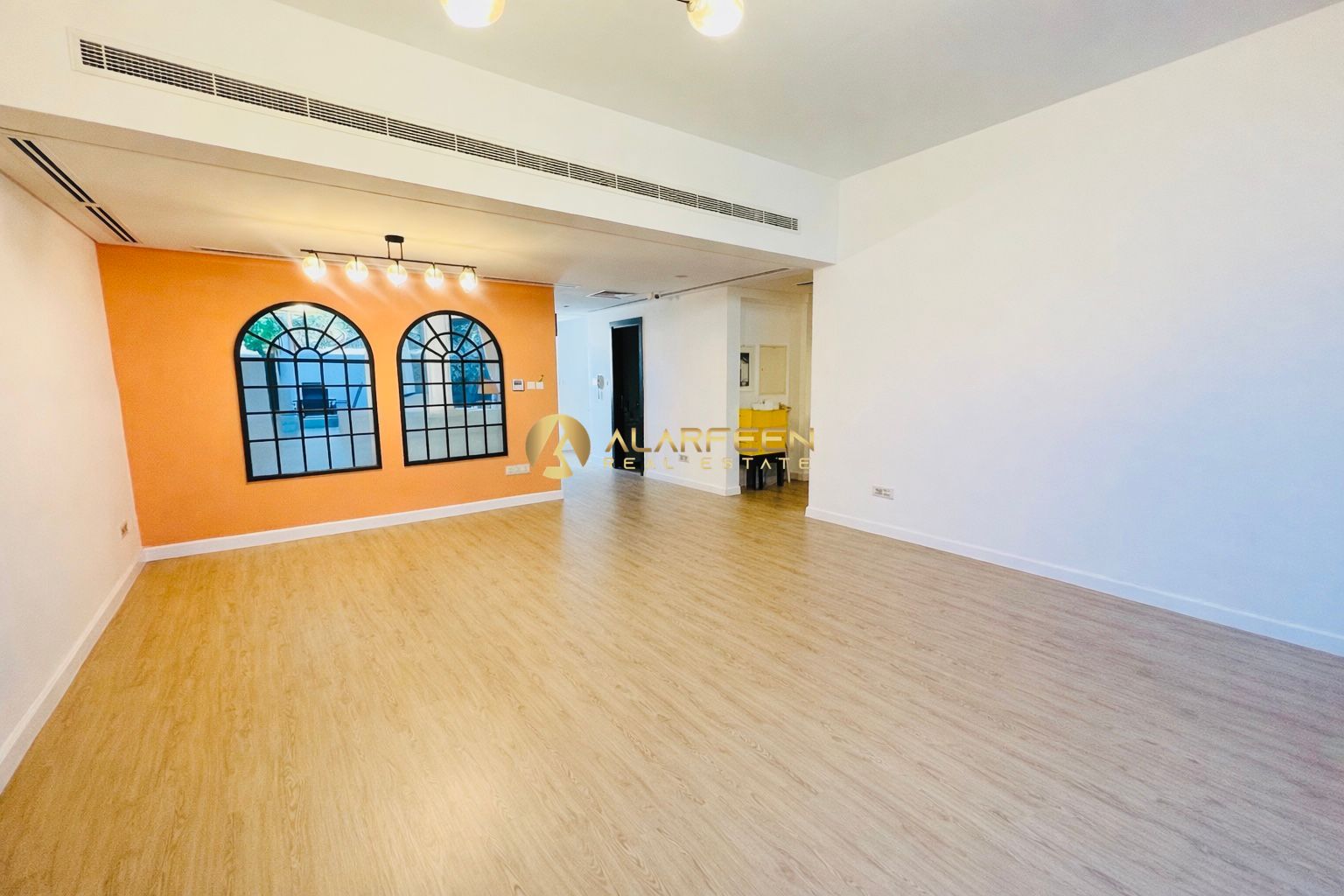 Single Row l Well Maintained l Close to Park