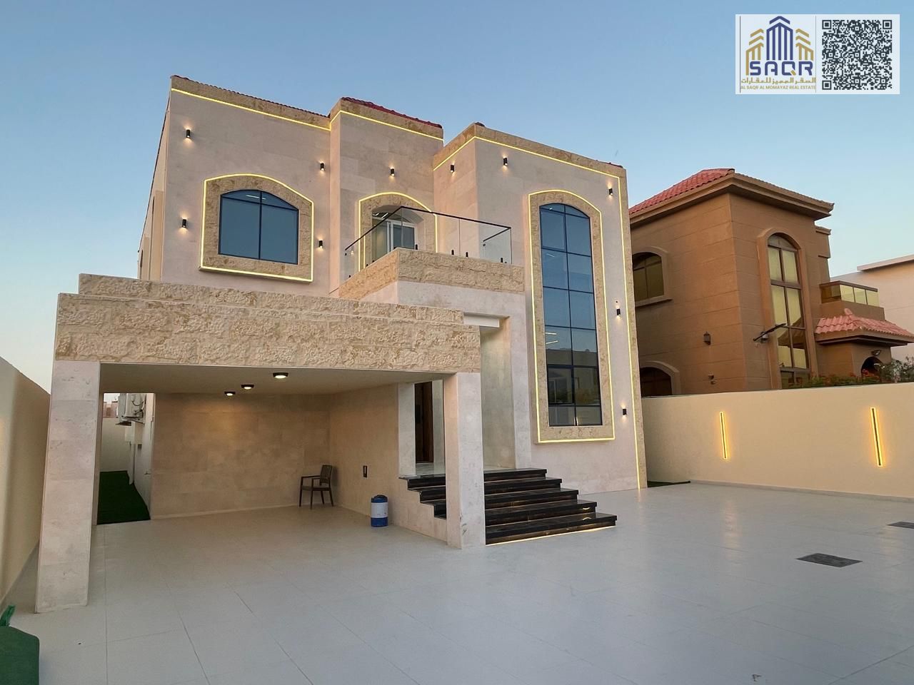Modern luxury villa, fully equipped with air conditioning, water, and electricity.