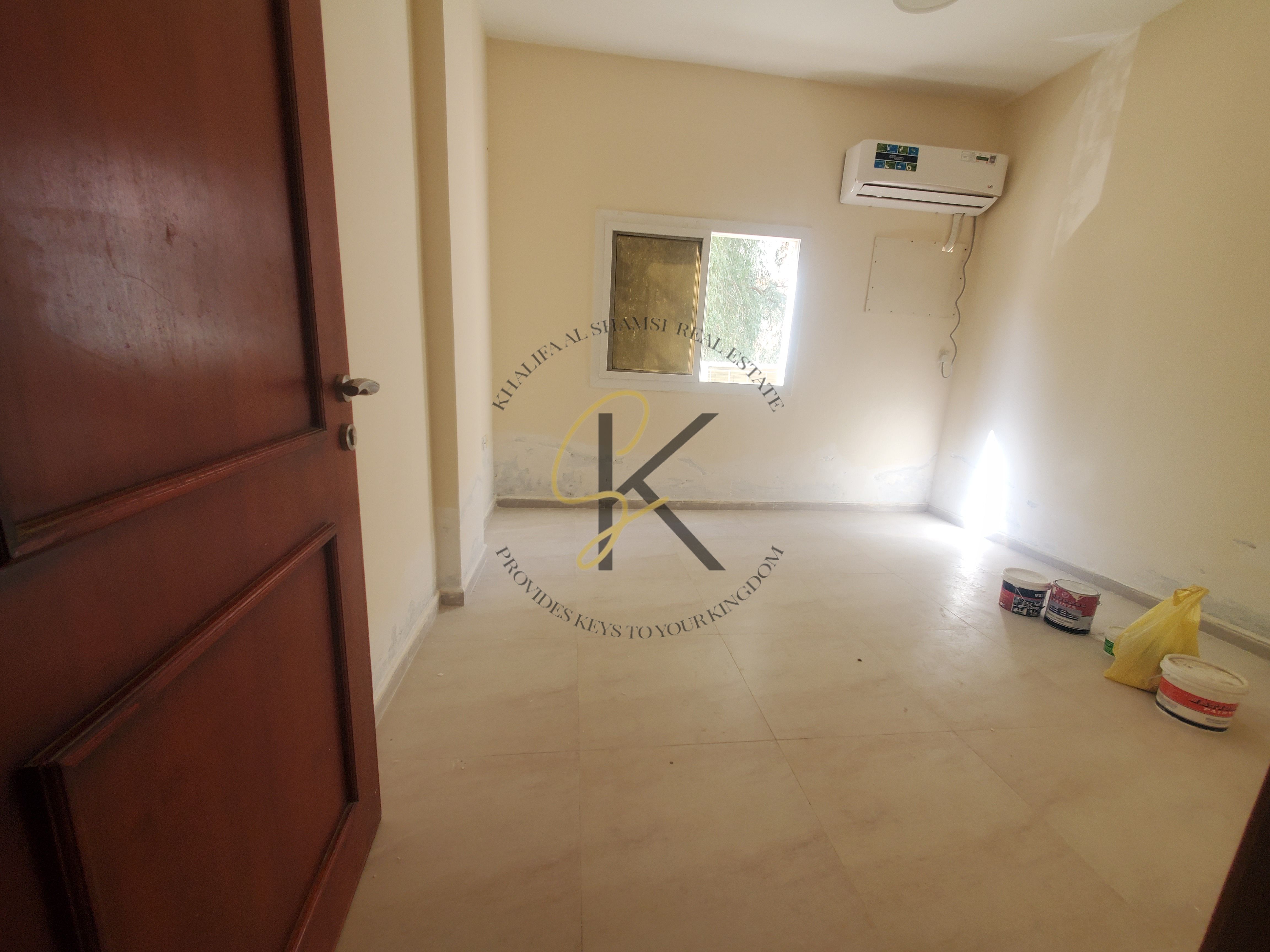 Spacious 1Bhk For Family At Prime Location