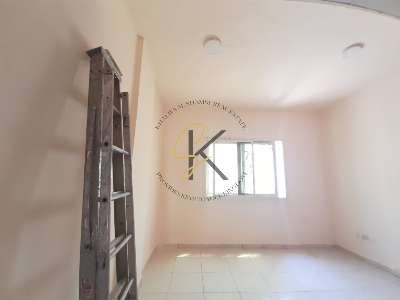 Ready To Move Studio For Bachelor Close To Bus Station