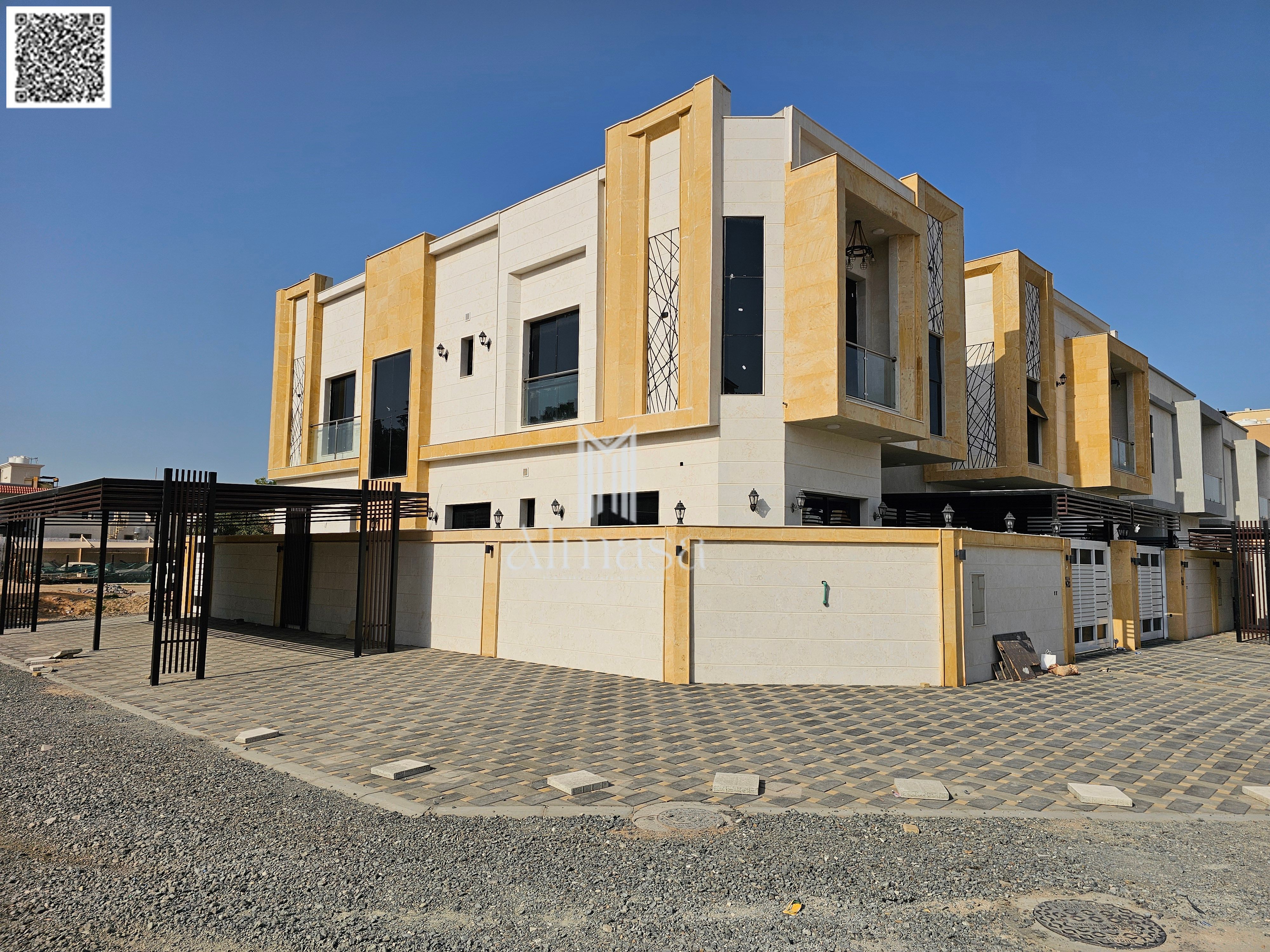 Villa Corner is close to the main street, next to a mosque and schools.
