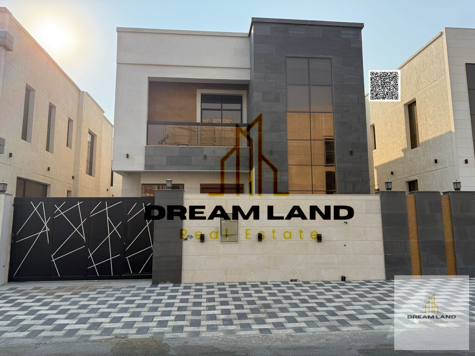 Including registration fees, Adorable villa in front of large garden 5 master bedrooms with built in wardrobes, located in a strategic