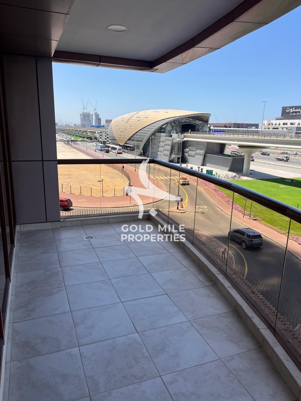 3BED + MAID SPACIOUS APARTMENT || FRONT OF METRO || ONLY FOR FAMILY