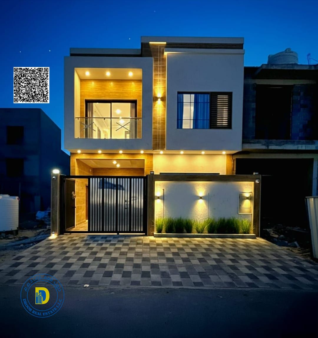 For sale: Unmissable opportunity! 5-bedroom townhouse with a roof terrace, registration fees, in Al Helio 2, Ajman. Bank financing. Freehold .