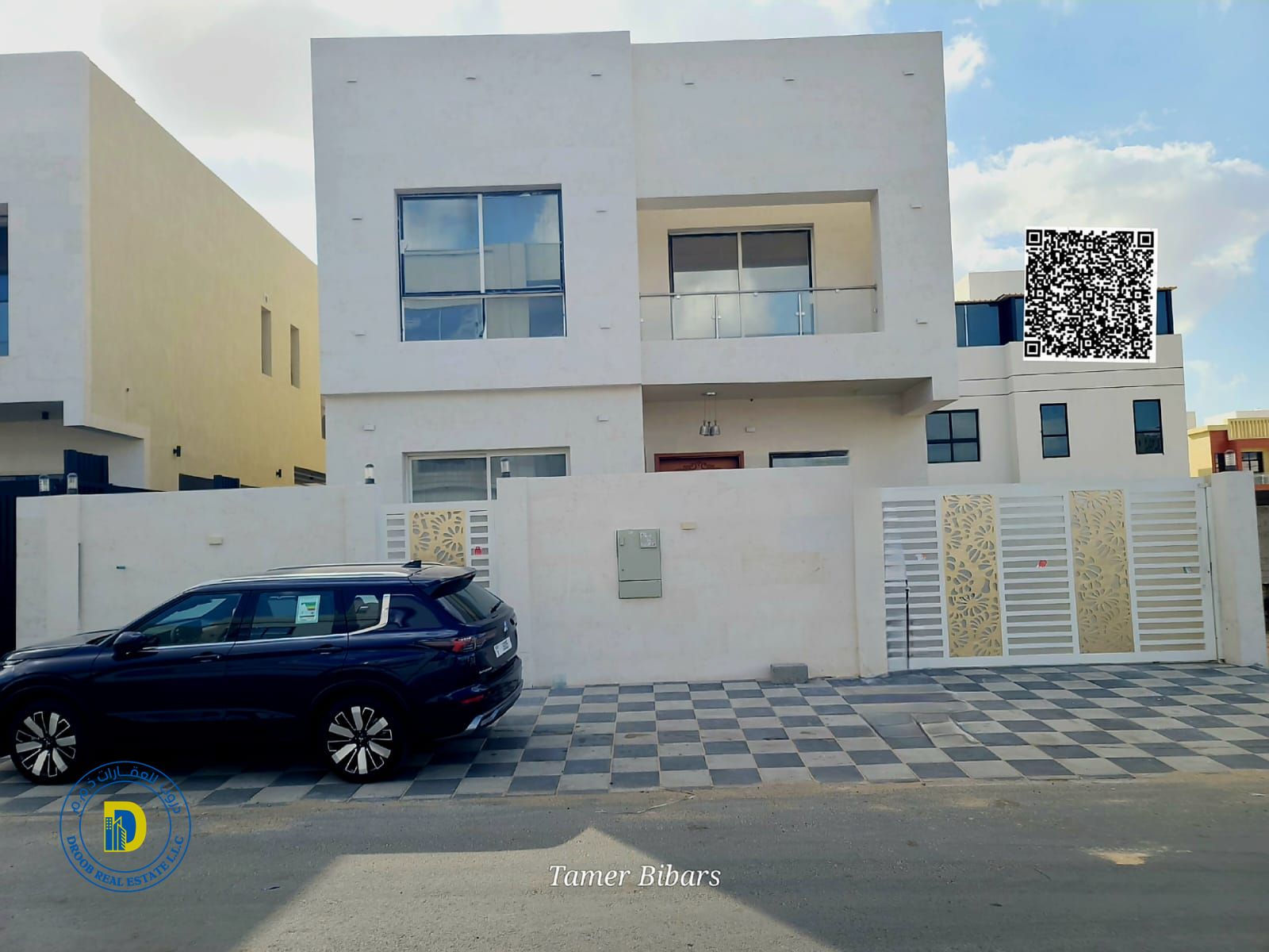 For sale: Al Yasmin villa, 6 bedrooms with a roof terrace,, super deluxe finishing, freehold , bank financing
