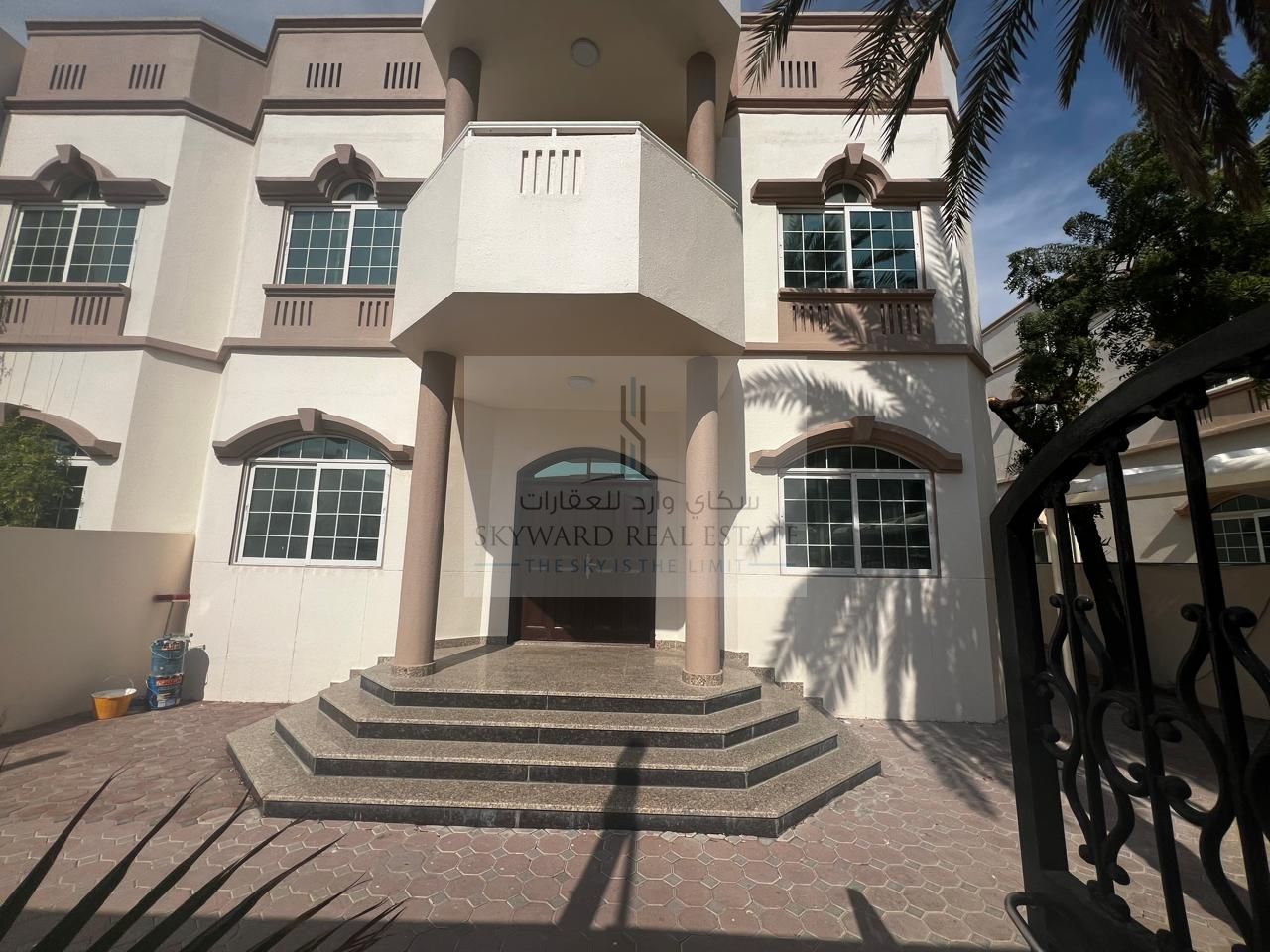 4BHK + MAID ROOM FULLY RENOVATED VILLA FOR RENT IN EXCELLENT LOCATION