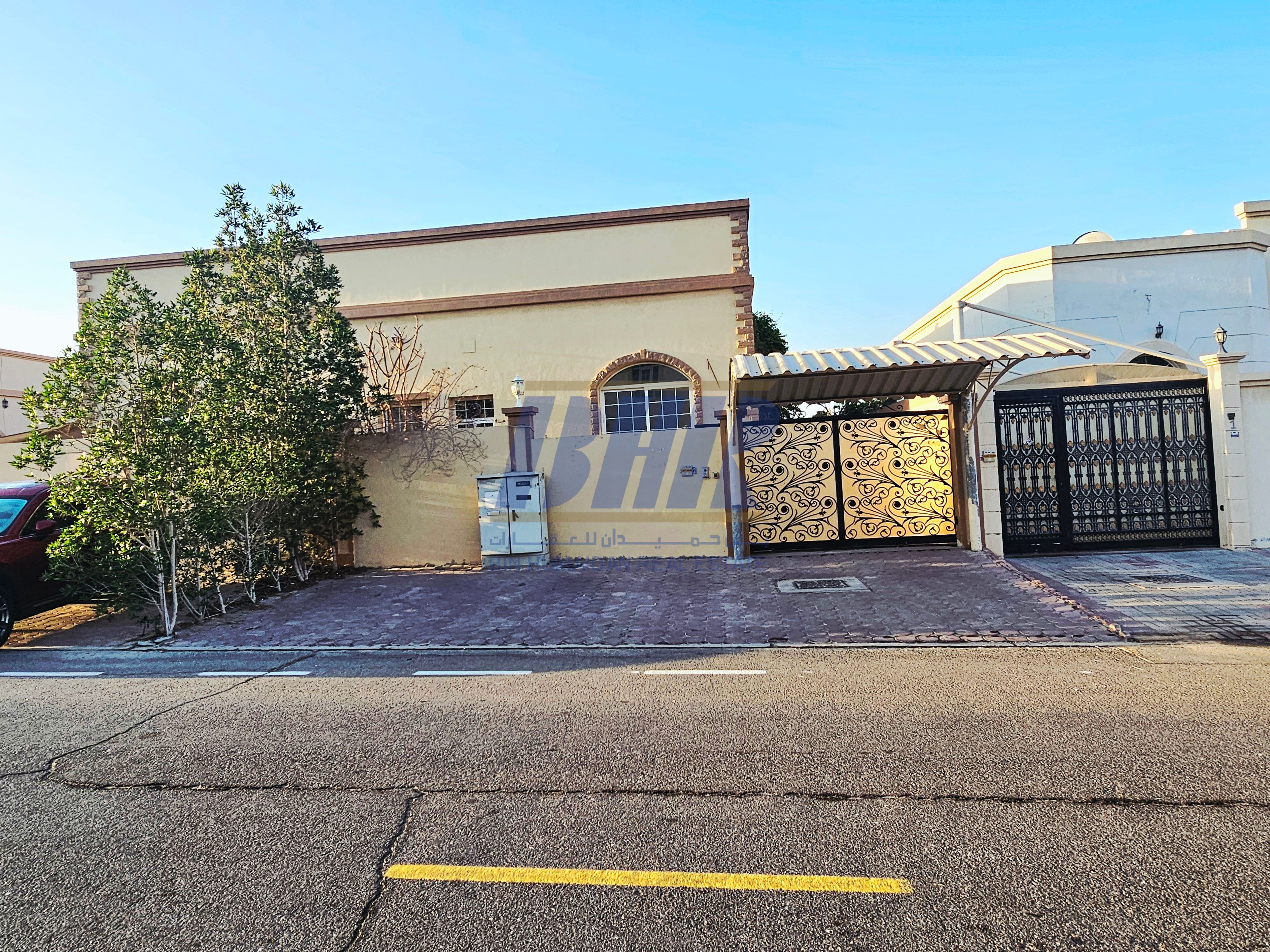 Spacious 4 Master BR Private Villa || Front & Back Garden || Multiple Parking