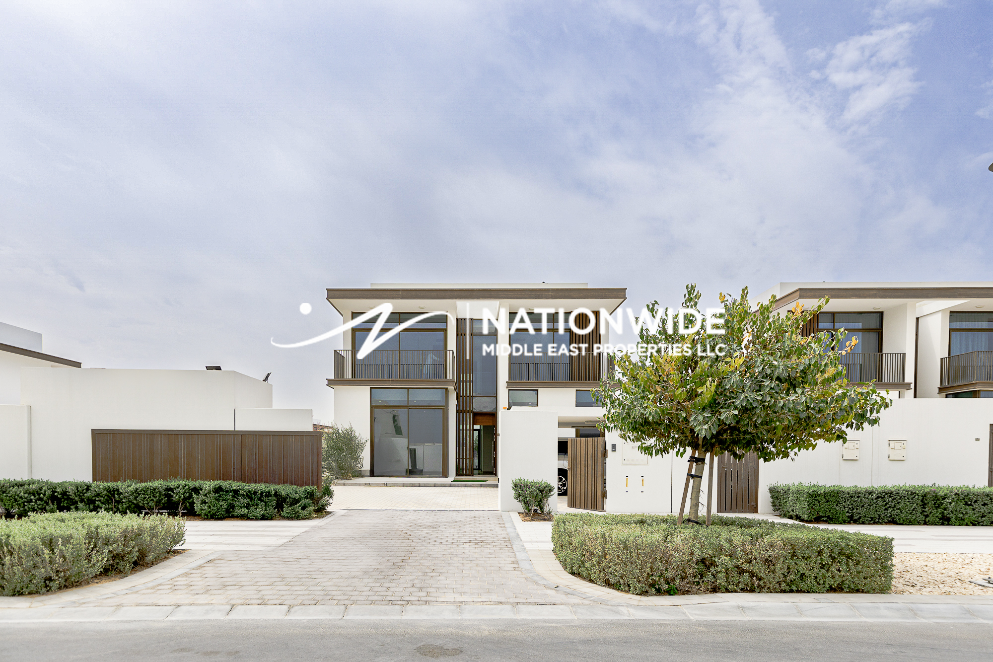 Extraordinary 5BR Villa | Single Row | Top Area