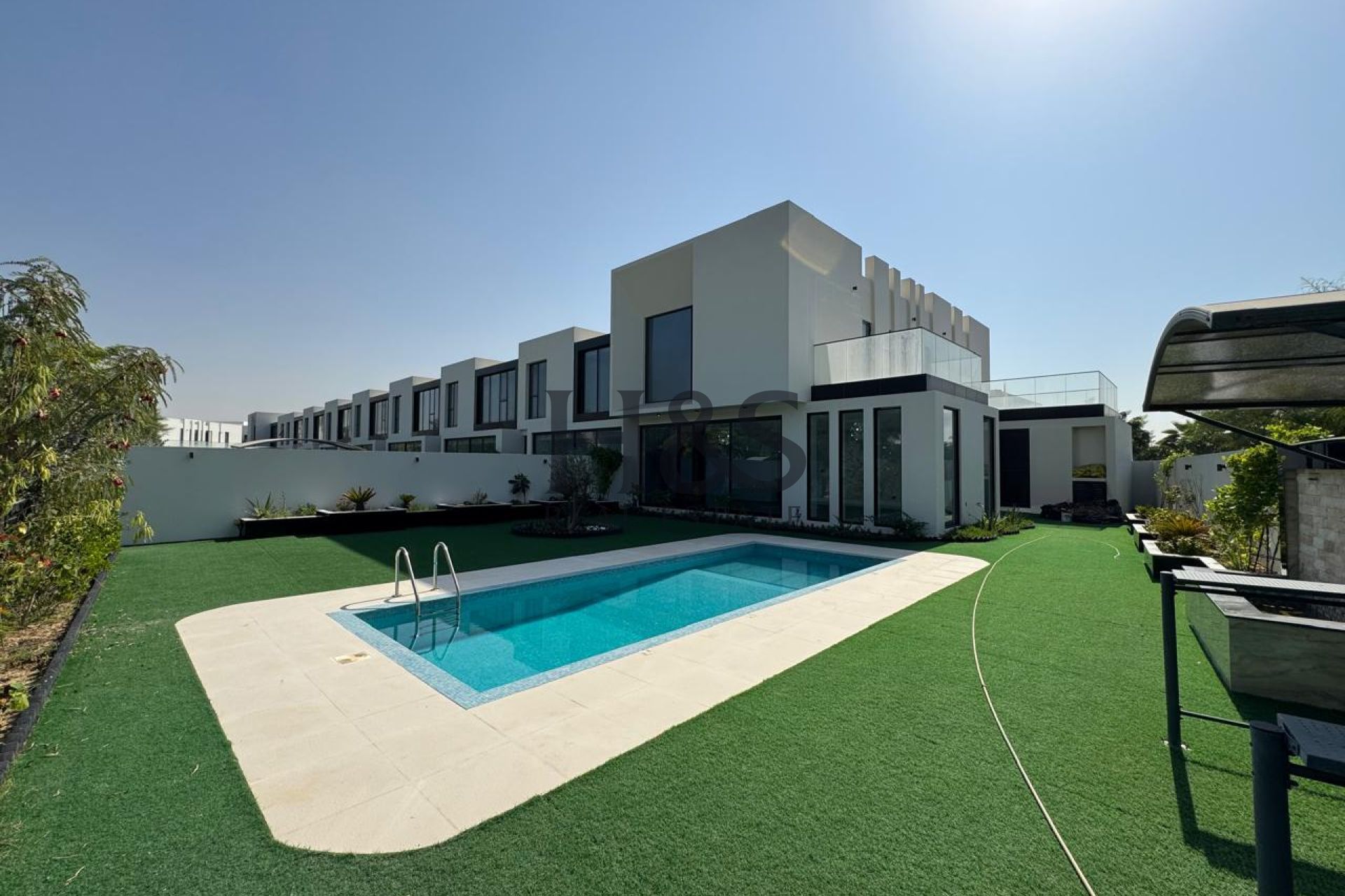 Ultra-Modern 4BR Villa | Huge Layout | Private Pool Included