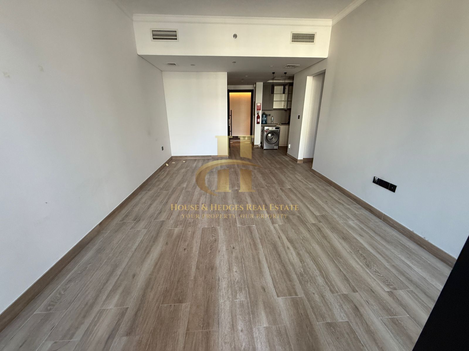 Pool View | Ready to Move | Spacious