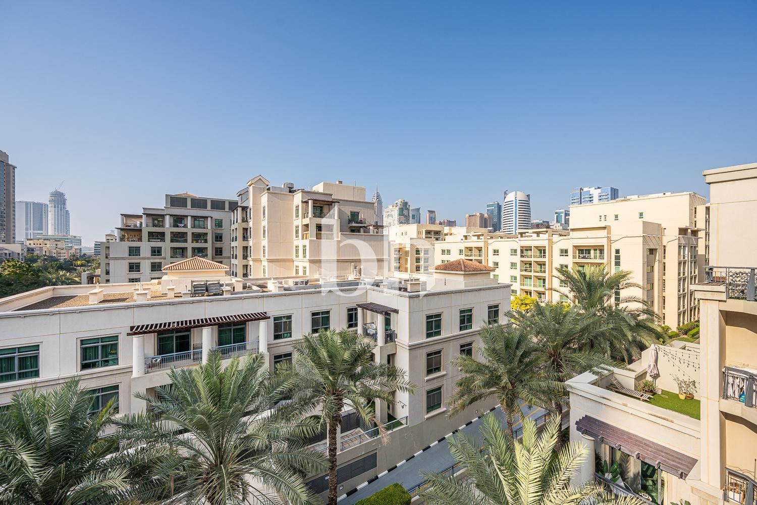 Lake View |Vacant Jan 8 |Partially Upgraded