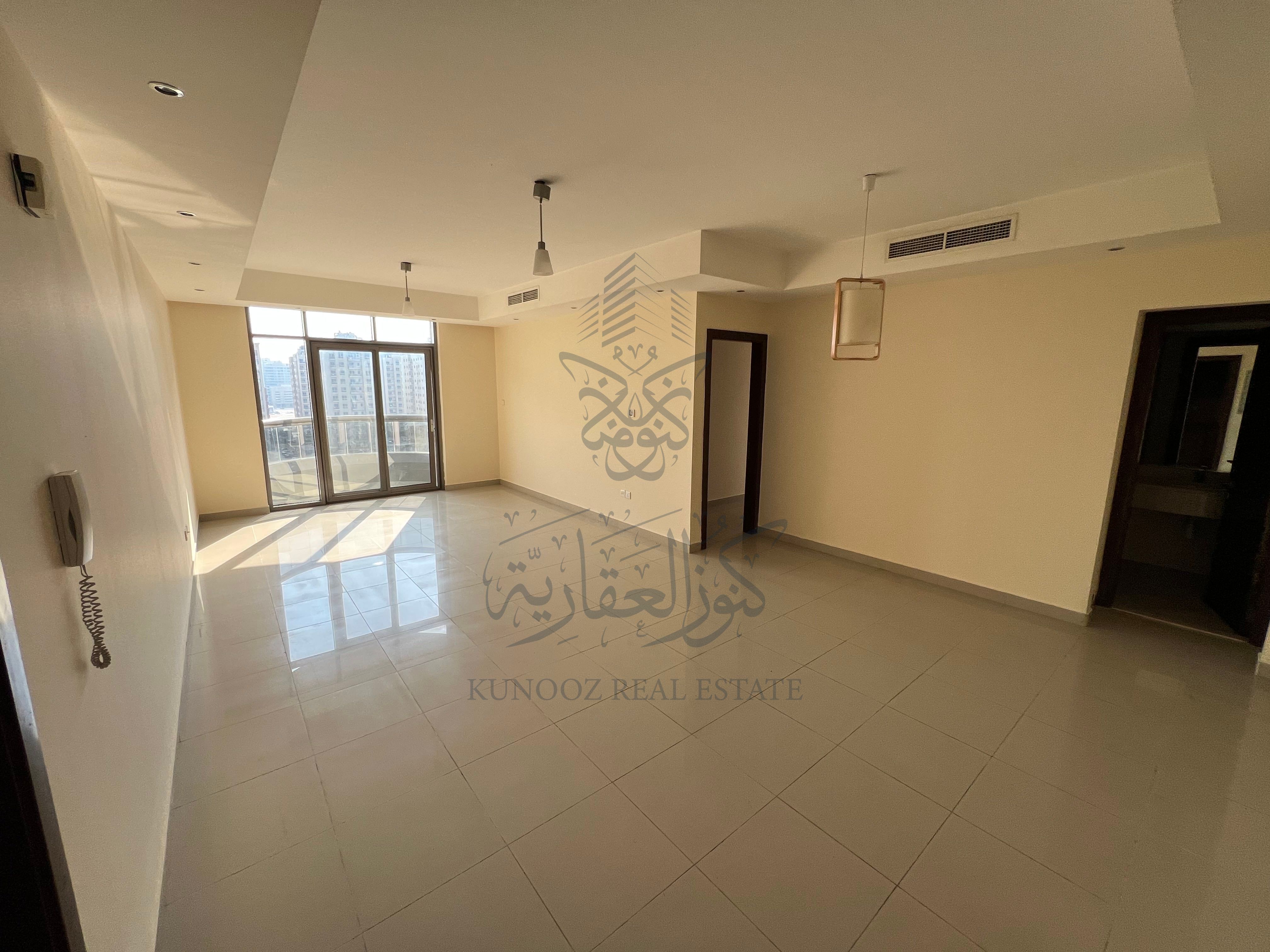Near Dubai | Open view | Private parking