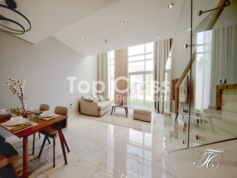Furnished | Upgraded 2BR | Park Access | Rented
