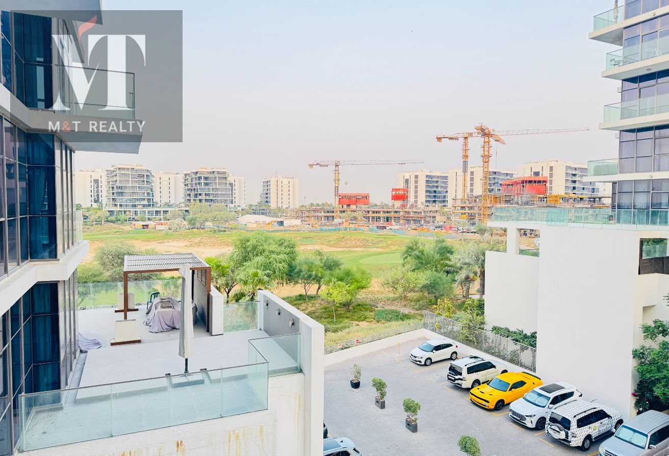 Spacious Square Layout | Golf View