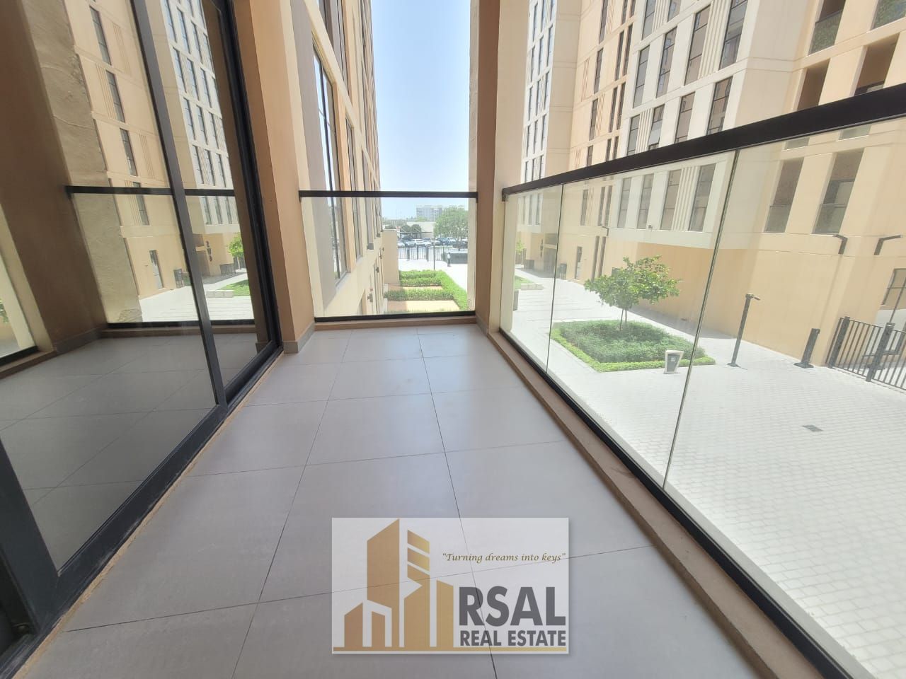 Prime Investment // Luxurious Furnished Apartment with balcony , close kitchen // Freehold Ownership