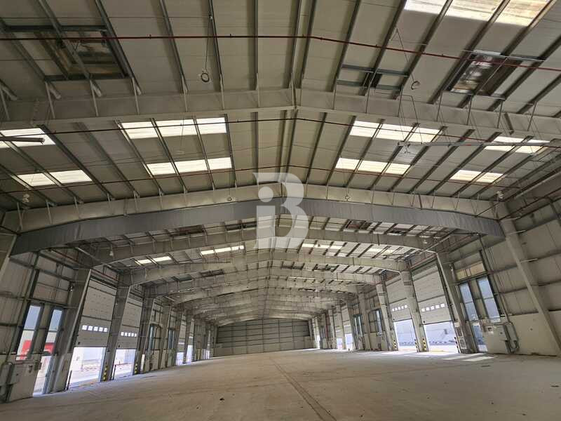 Strategic Location | High-Capacity Warehouse