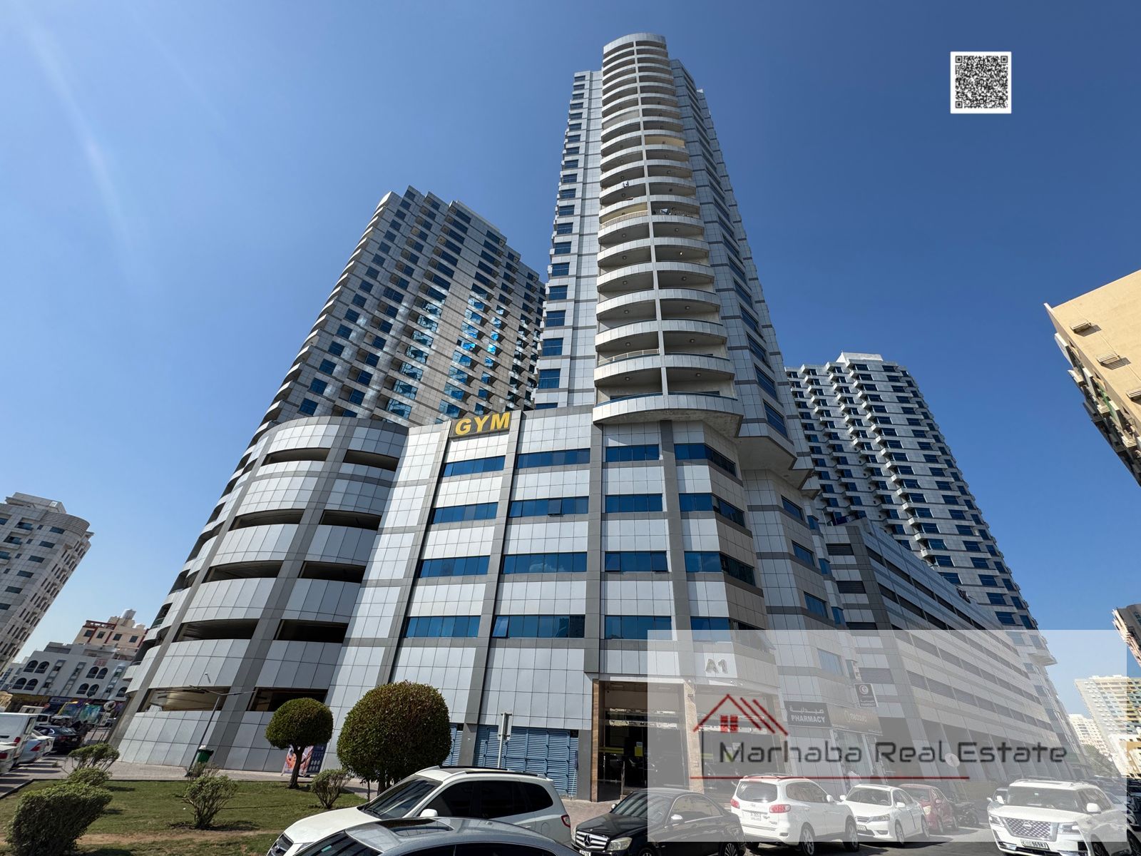 Well maintained studio apartment in falcon tower.