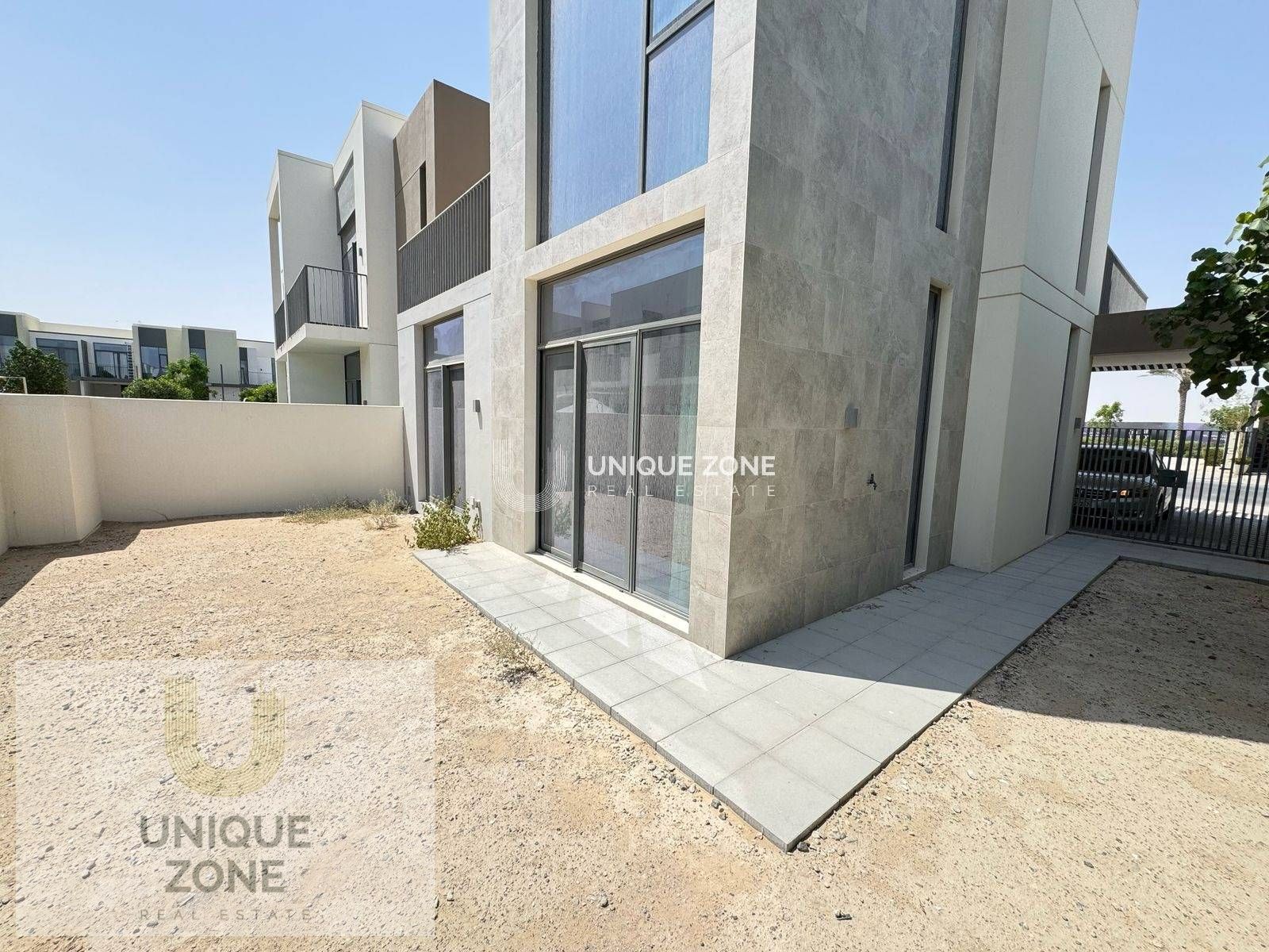 MULTIPLE OPTIONS | LANDSCAPED | READY TO MOVEIN