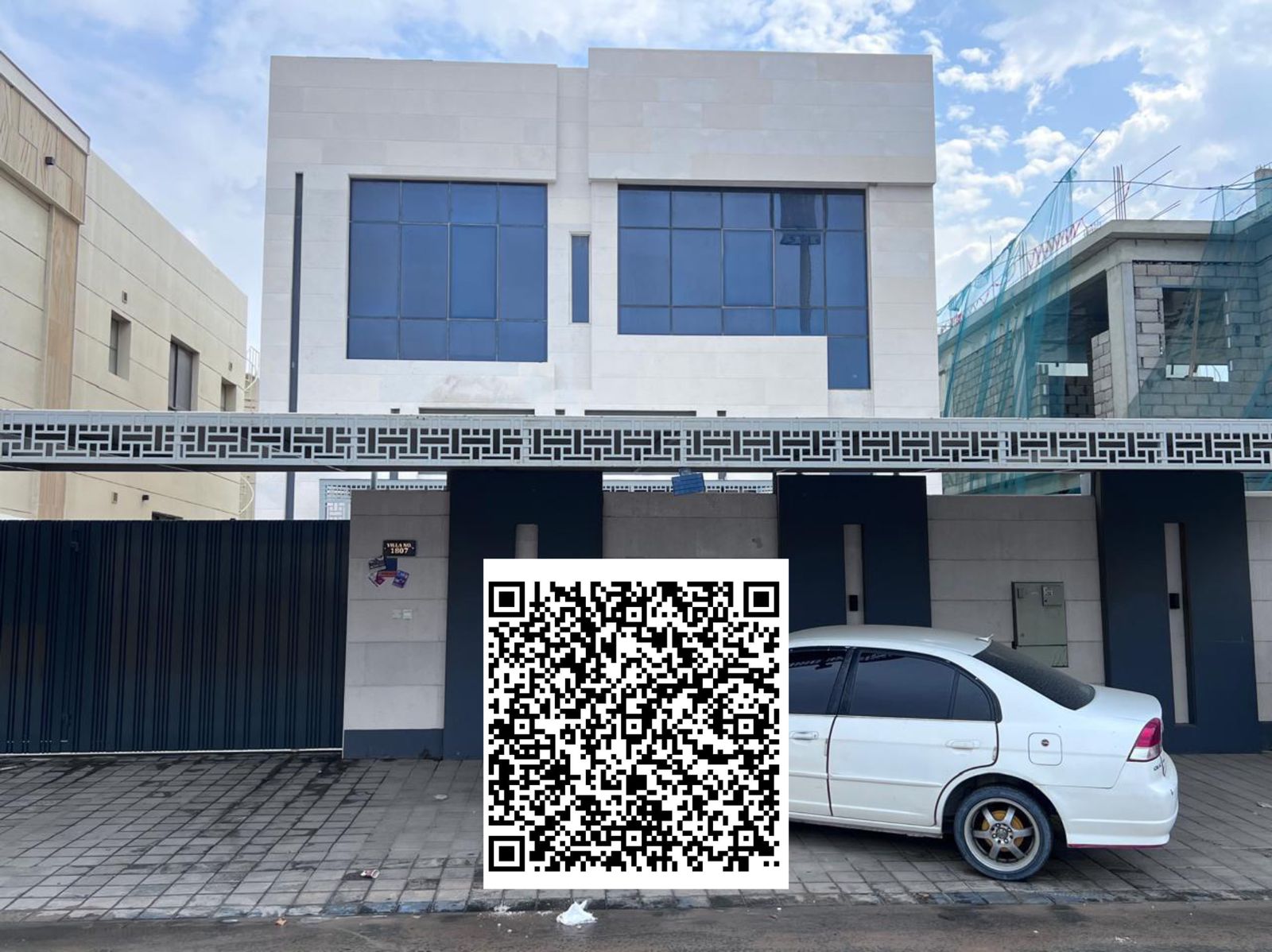 Four-Bedroom Villa with Six Bathrooms — For Rent