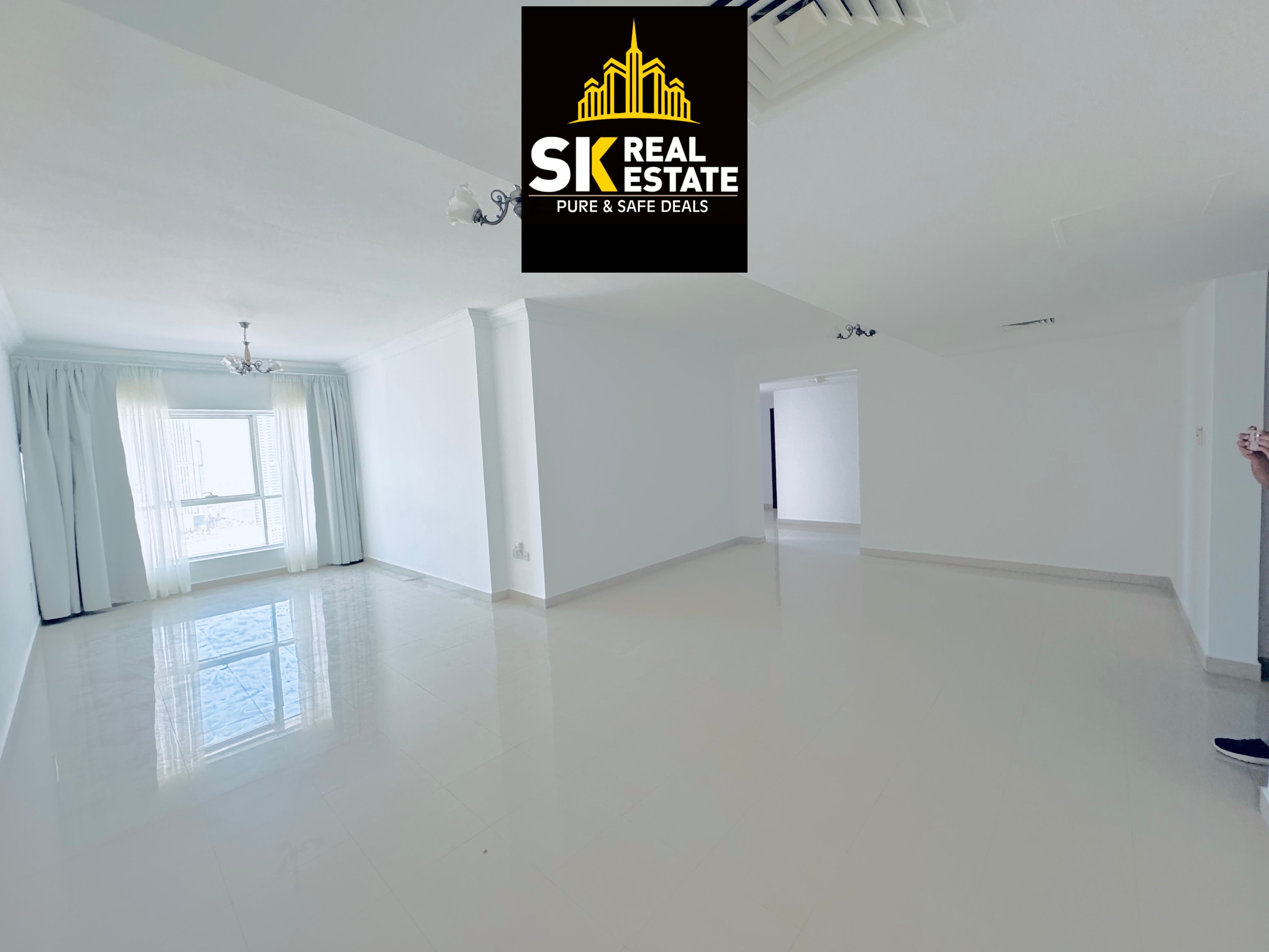 PANAROMIC VIEWS & VERY SPACIOUS 3BHK RENT ONLY 75 K WITH FREE AMENTIES