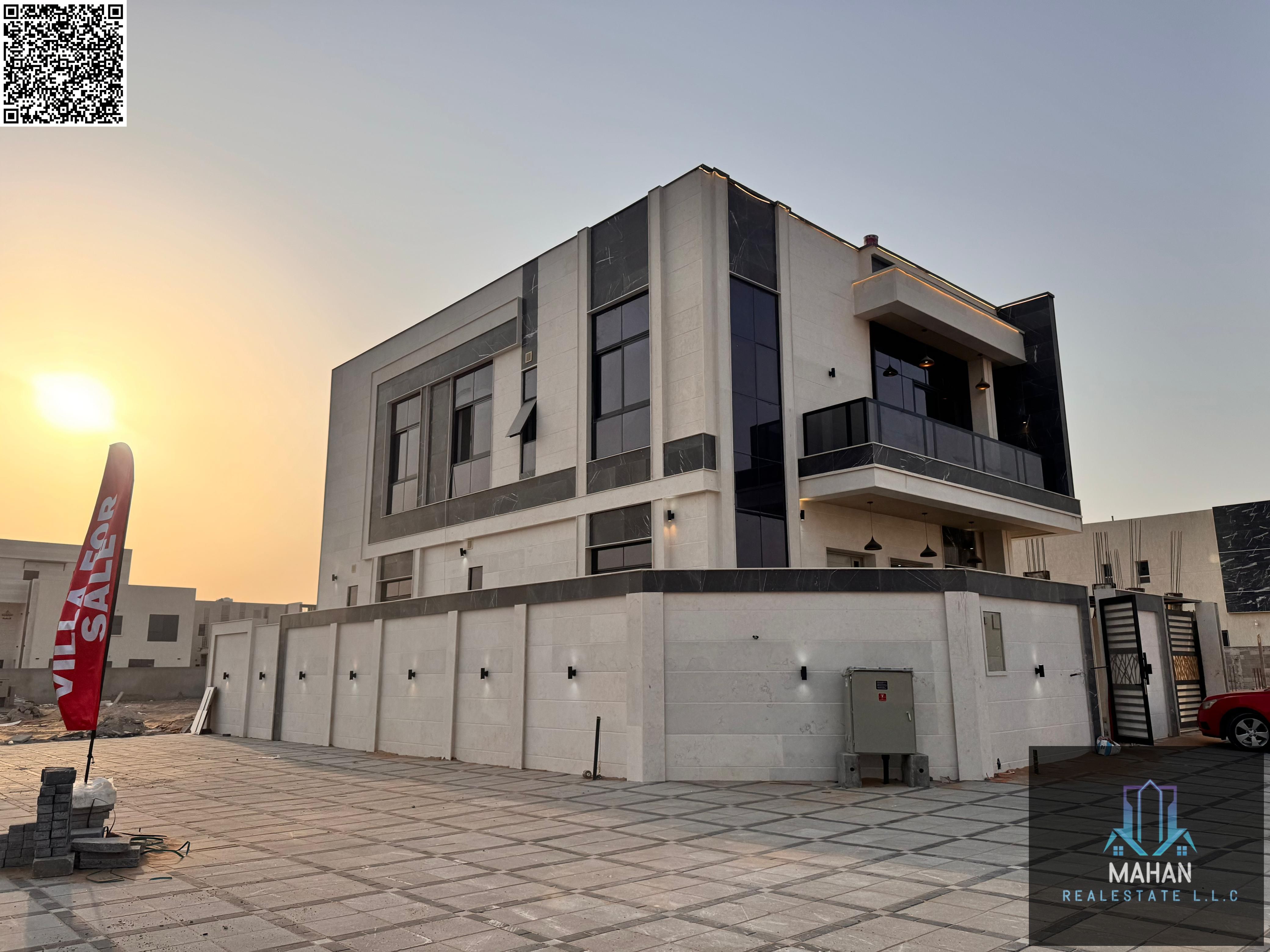A luxurious corner villa on two streets, featuring a modern design, high-end finishes, and a garden, all at a special price. An exceptional ownership