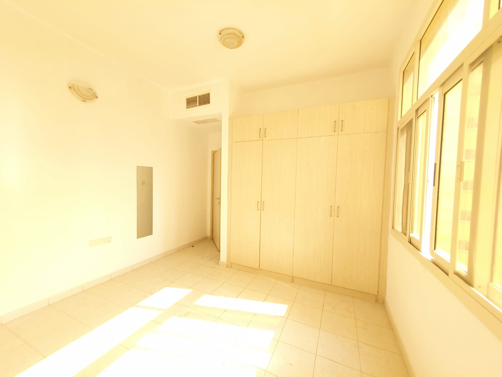1-bhk Apartment | with Balcony | Wardrobes | Family Bldg | Ready to Move
