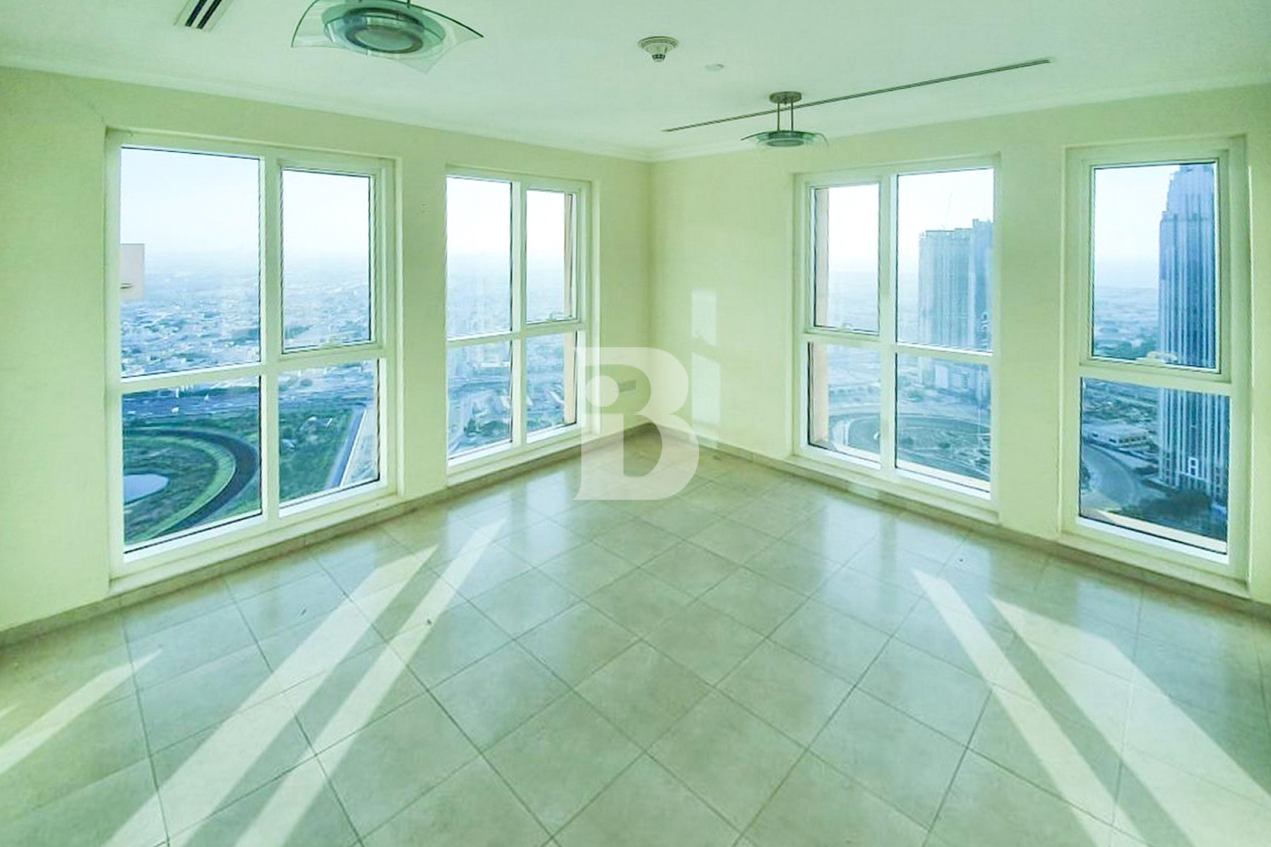 HUGE 4BR APT | INVESTOR DEAL | HIGH FLOOR