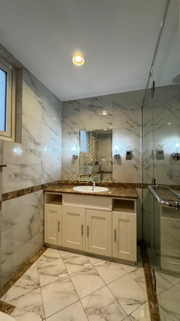 READY TO MOVE | FULLY FITTED | STUNNING VIEWS