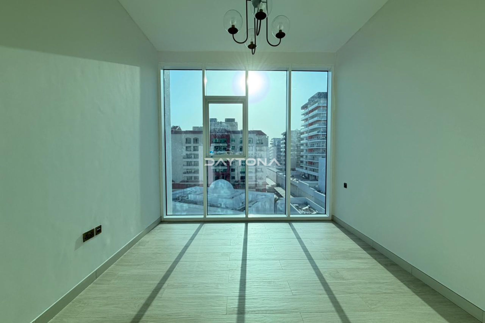 LIVE WITH LUXURY | BRAND NEW | READY TO MOVE